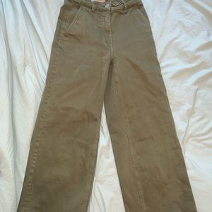 Green cargo Everlane pants